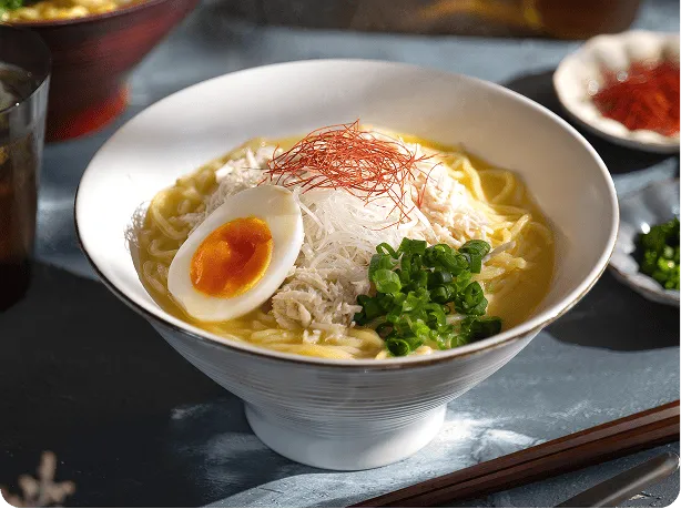 本鶏だしの白湯麺